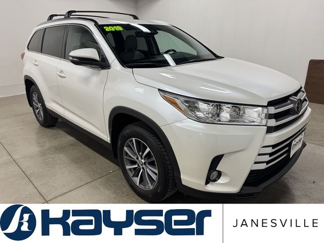 2019 Toyota Highlander SE