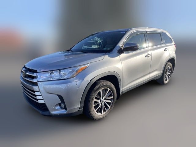 2019 Toyota Highlander 