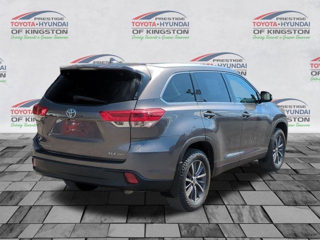 2019 Toyota Highlander 