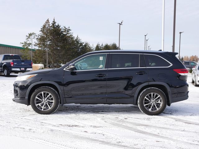 2019 Toyota Highlander 