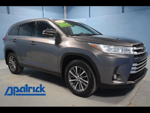 2019 Toyota Highlander 