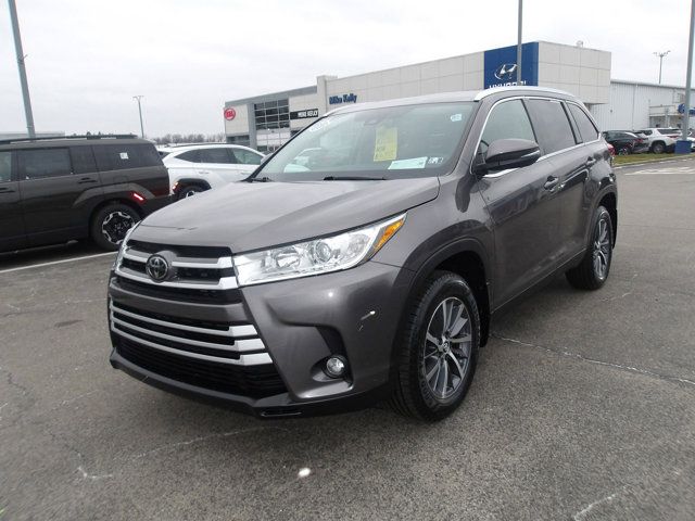 2019 Toyota Highlander 