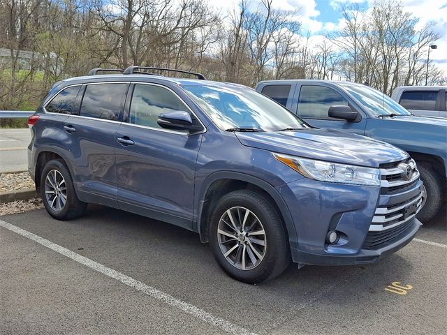 2019 Toyota Highlander 