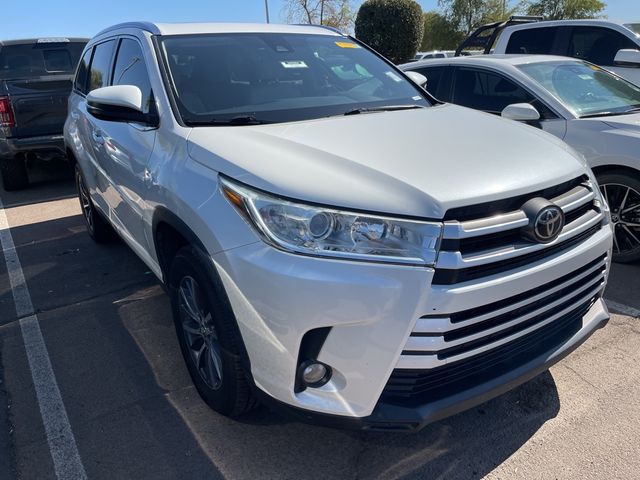 2019 Toyota Highlander 