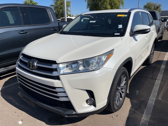 2019 Toyota Highlander 