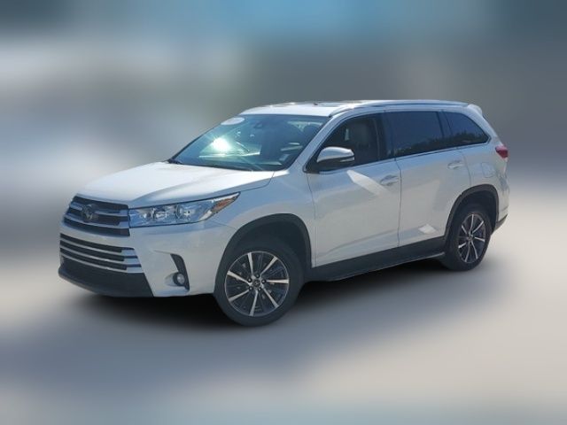 2019 Toyota Highlander 