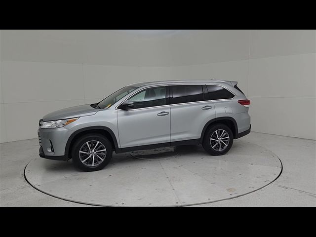 Used 2019 Toyota Highlander XLE For Sale in Springfield, MO | Capital ...