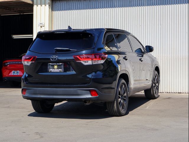 2019 Toyota Highlander SE