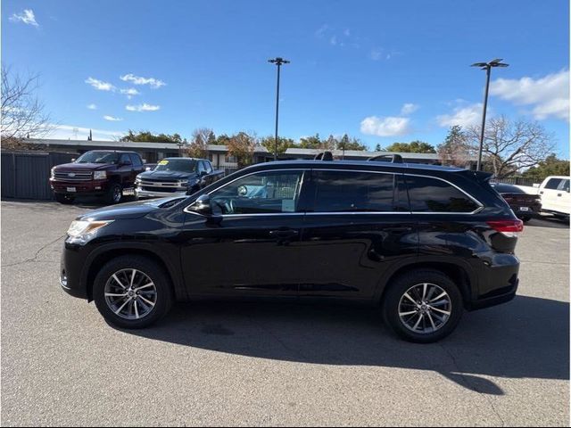 2019 Toyota Highlander 