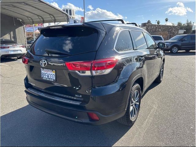 2019 Toyota Highlander 