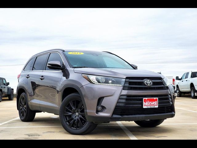 2019 Toyota Highlander SE