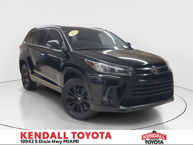 2019 Toyota Highlander SE