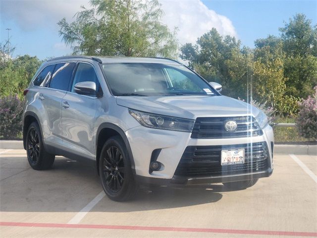 2019 Toyota Highlander SE