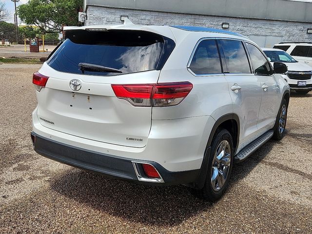 2019 Toyota Highlander 