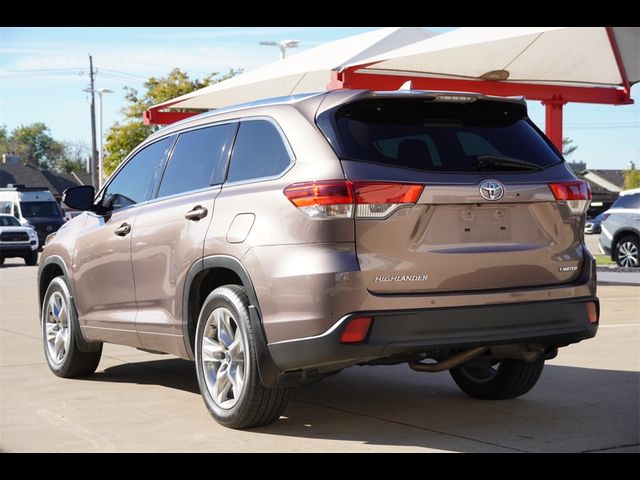 2019 Toyota Highlander 