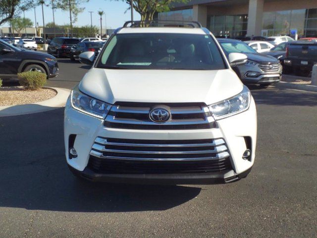 2019 Toyota Highlander 