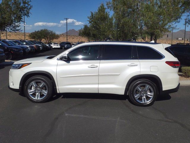 2019 Toyota Highlander 