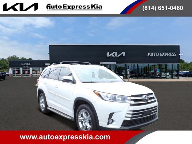 2019 Toyota Highlander Limited Platinum