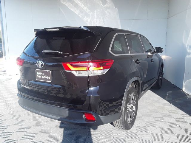 2019 Toyota Highlander LE