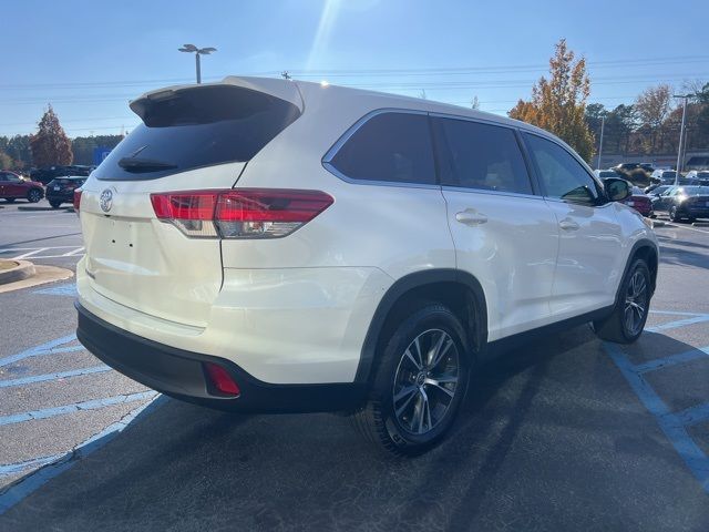 2019 Toyota Highlander LE