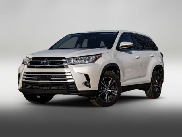 2019 Toyota Highlander LE