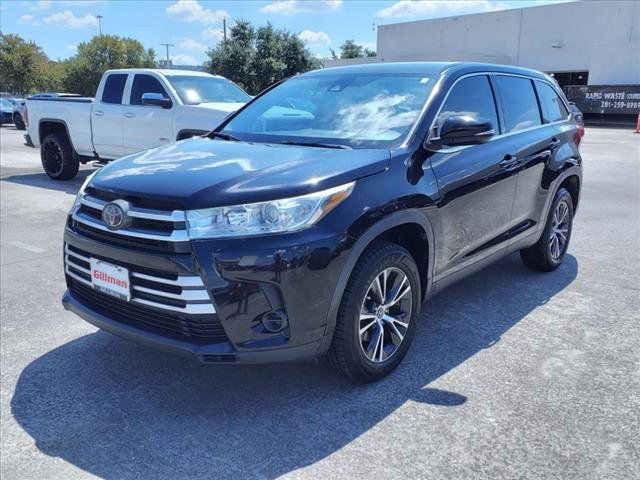 2019 Toyota Highlander LE