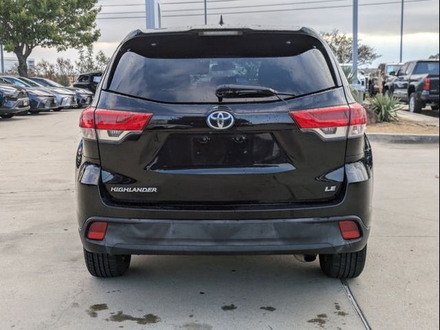 2019 Toyota Highlander LE