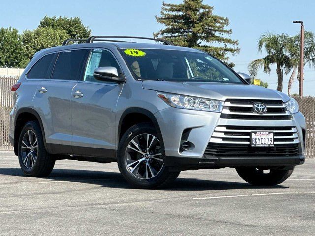 2019 Toyota Highlander 