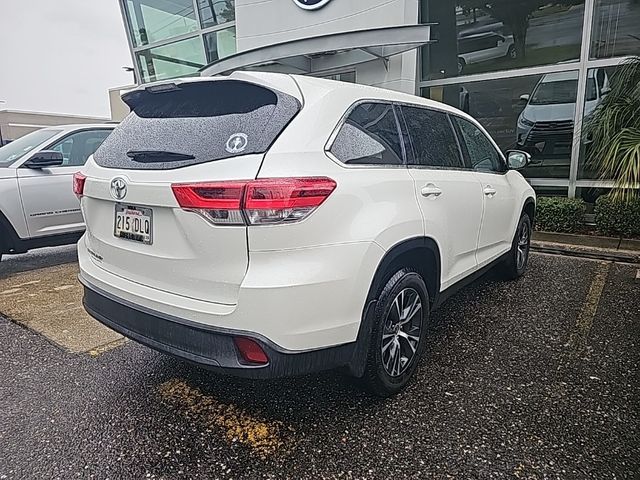 2019 Toyota Highlander LE