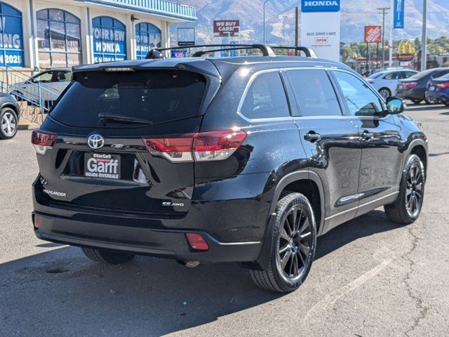 2019 Toyota Highlander SE