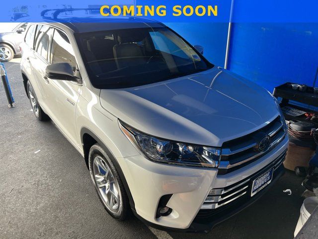 2019 Toyota Highlander Hybrid Limited Platinum