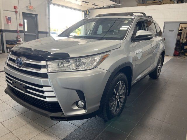 2019 Toyota Highlander Hybrid XLE