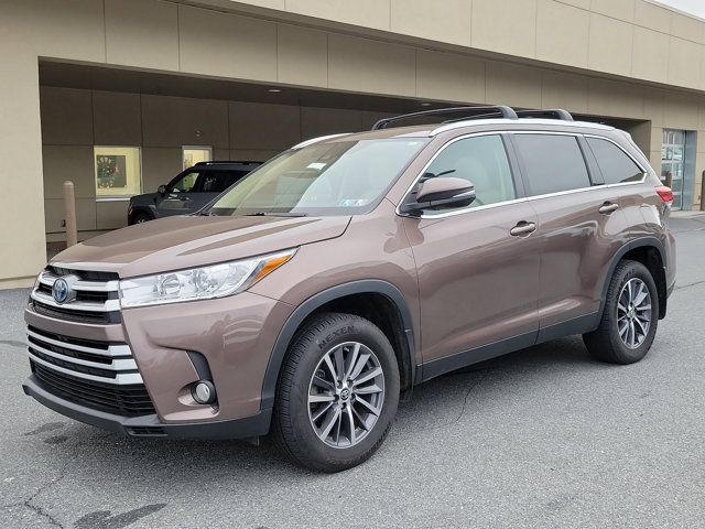 2019 Toyota Highlander Hybrid XLE