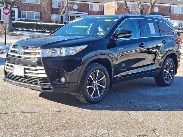 2019 Toyota Highlander Hybrid XLE