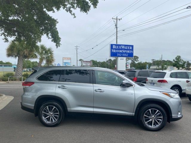 2019 Toyota Highlander Hybrid XLE