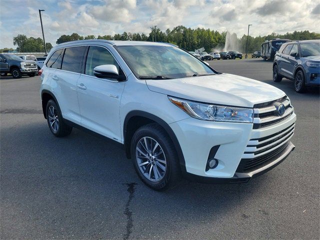 2019 Toyota Highlander Hybrid XLE