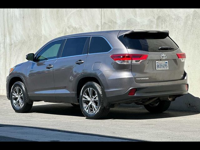 2019 Toyota Highlander LE