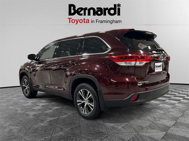 2019 Toyota Highlander LE