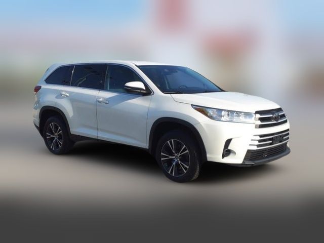 2019 Toyota Highlander LE
