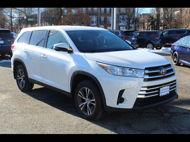 2019 Toyota Highlander LE