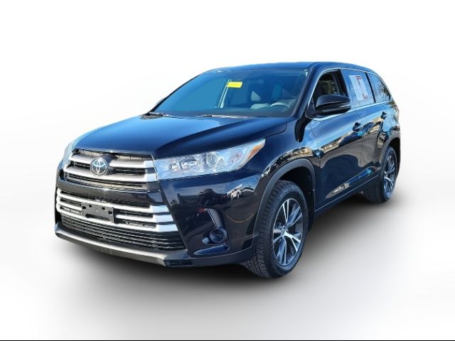 2019 Toyota Highlander LE