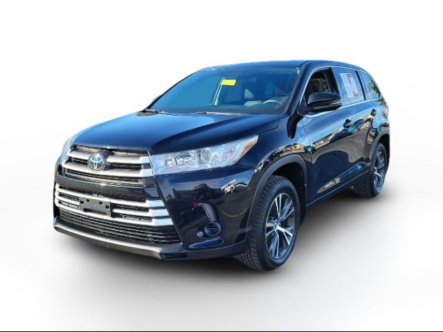 2019 Toyota Highlander LE