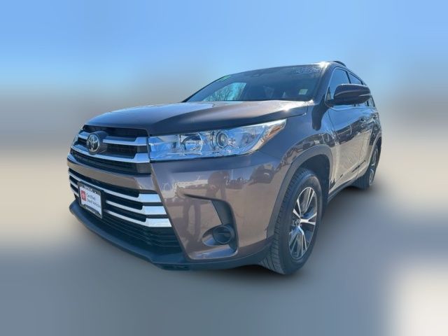 2019 Toyota Highlander LE