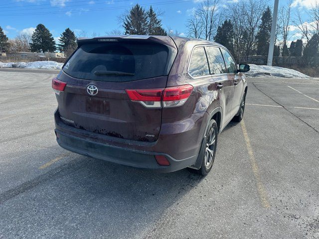 2019 Toyota Highlander LE