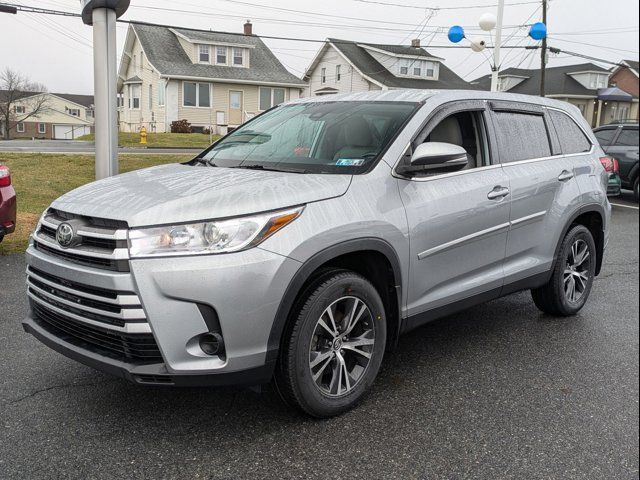 2019 Toyota Highlander LE