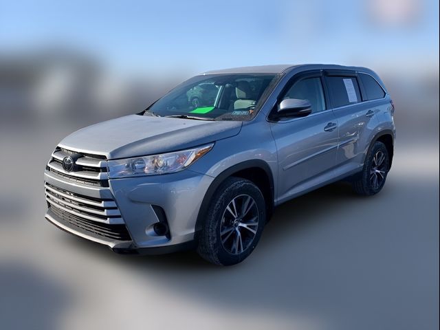 2019 Toyota Highlander LE