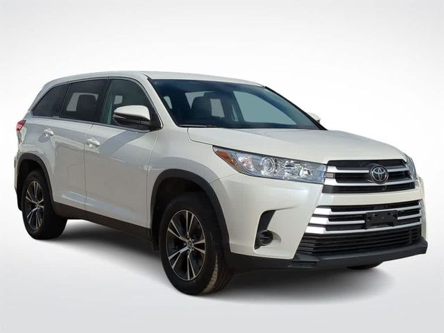 2019 Toyota Highlander LE