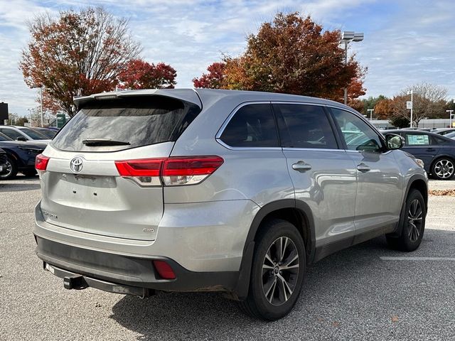 2019 Toyota Highlander LE