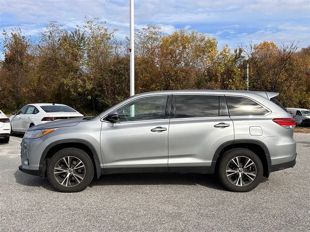 2019 Toyota Highlander LE