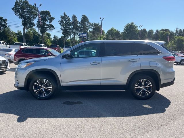 2019 Toyota Highlander LE